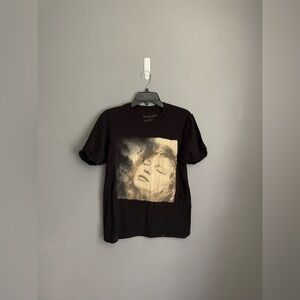 Taylor Swift Fearless T-Shirt Womens Size Medium